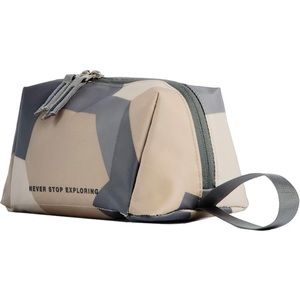 the north face stratoliner toiletry kit